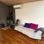 Renovated Vacation In 펜션 *